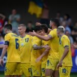 футбол сьогодні хто грає
