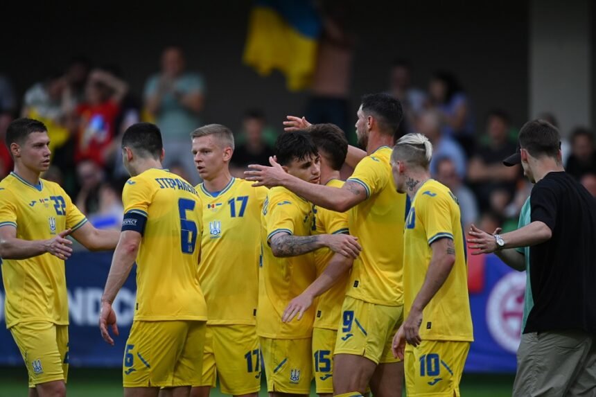 футбол сьогодні хто грає